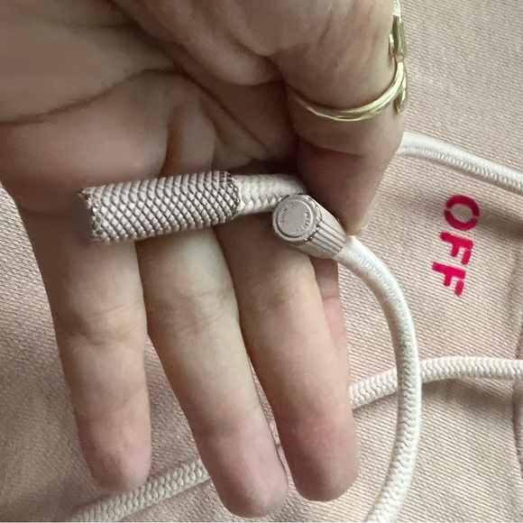 Off white Pink Hoodie and w removable sleeve - Picture 2 of 6